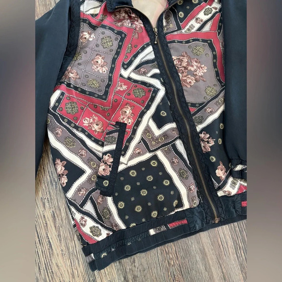 Active Studio Geometric Rose Silk Track Jacket Womens M Removable Sleeves Vtg - Picture 13 of 15